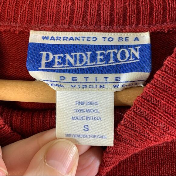 VTG‎ Pendleton Womens 100% Wool Sweater Sz SP Red Old Money Preppy Academia - Picture 8 of 10